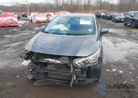 2021 Nissan Versa Sv Xtronic Cvt z USA, uszkodzony, nr VIN 3N1CN8EV7ML830326